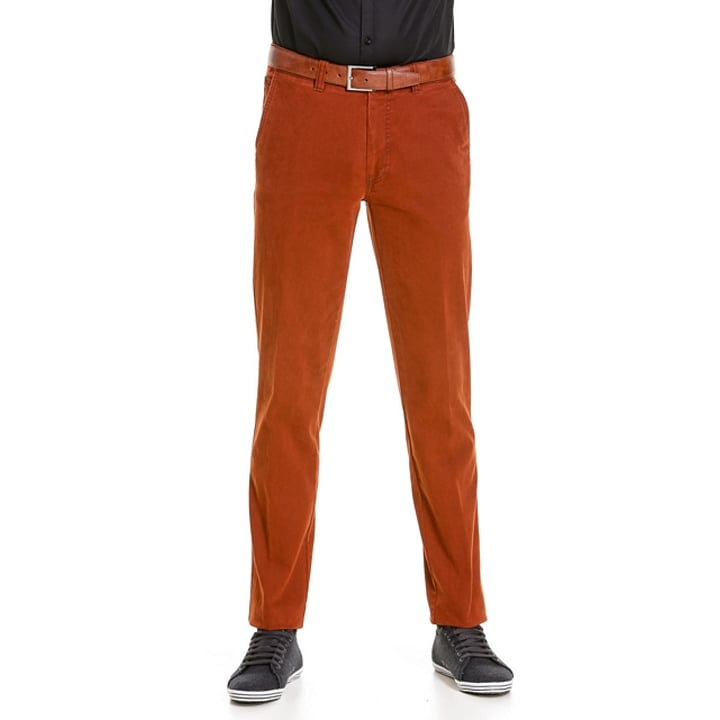 Henk ter Horst Chino in cotone elasticizzato Brique