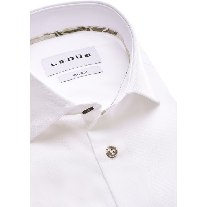 Camicia Ledub Modern Fit con motivo fine bianco puro e marrone chiaro
